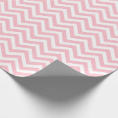 Roze en Wit Kleine Grootte Chevron Strepen Cadeaupapier (Hoek)
