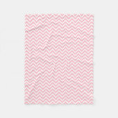 Roze en Wit Kleine Grootte Horizontale Chevron Fleece Deken (Voorkant)