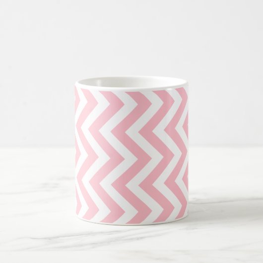 Roze en Wit Medium Verticaal Chevron Patroon Koffiemok (Center)