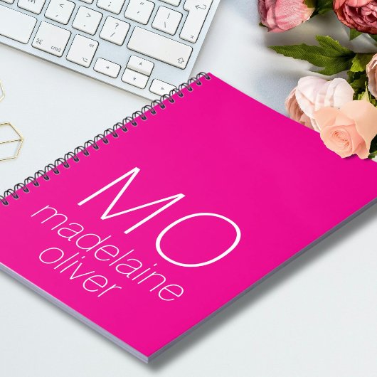 Roze en Wit Monogram Initiaal Notitieboek Journal