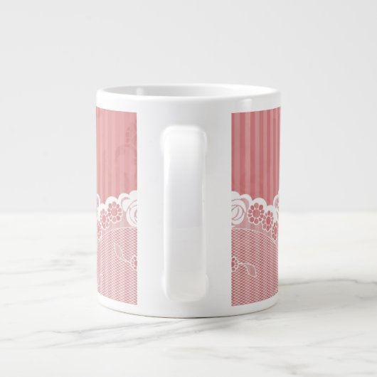 Roze en witte achtergrond met zwarte kant grote koffiekop (Achterkant)
