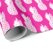 Roze en witte ananas patroon Verjaardag Cadeaupapier (Rol Hoek)