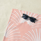 Roze en witte Art-Deco-patroon Strandlaken (In situ)