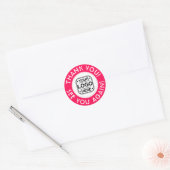 Roze en witte bedankingssticker met logo ronde sticker (Envelop)