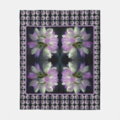 Roze en witte bloem close-uppatroon fleece deken (Voorkant)