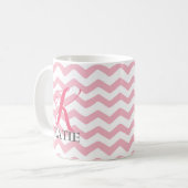 Roze en witte Chevron Monogram Mok (Voorkant links)