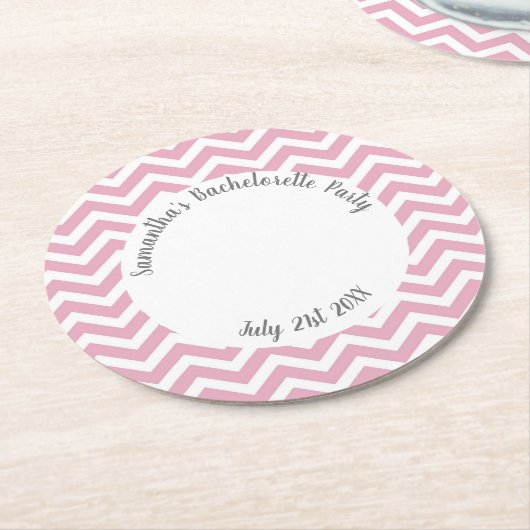 Roze en witte chevron party ronde kartonnen onderzetter (Gebogen)