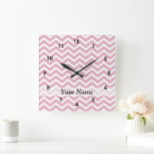 Roze en witte chevron vierkante klok (Huis)