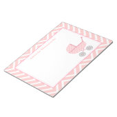 Roze en witte Chevron Wandelwagen Moeder worden Notitieblok (Schuin)