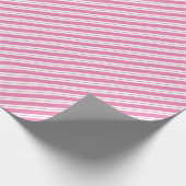 Roze en Witte Diagonale Streep met meerdere breedt Cadeaupapier (Hoek)