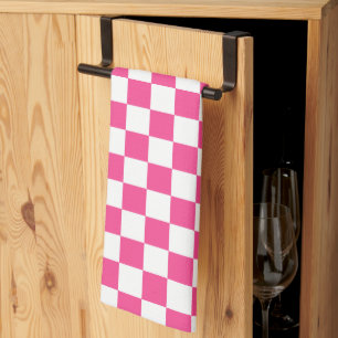 Roze en witte geruite keukenhanddoek
