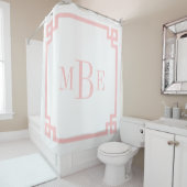 Roze en witte Griekse sleutel | Met monogram Douchegordijn (In situ)