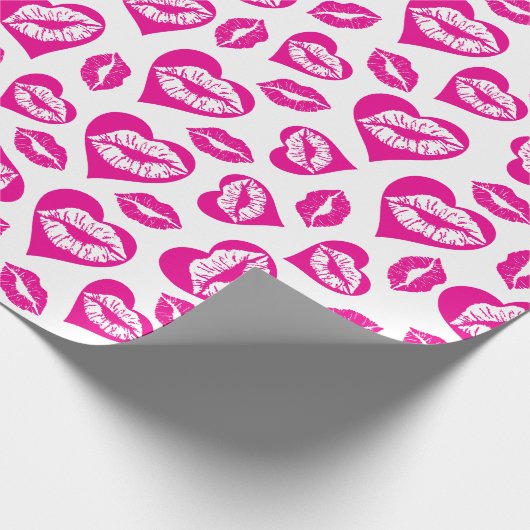 Roze en witte harten en kussen cadeaupapier (Hoek)