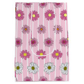 Roze en witte madeliefjes Wildflower Whimsy Medium Cadeauzakje (Achterkant)