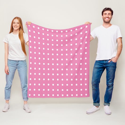 Roze en witte pooldots fleece deken (In situ)