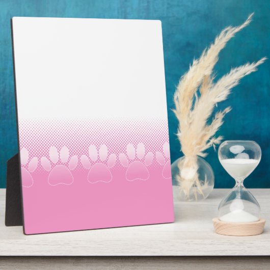 Roze en witte poten met krantenpapier achtergrond fotoplaat (Zijkant)