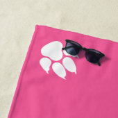 Roze en witte prinses Kroon & Dog poten met naam Strandlaken (In situ)