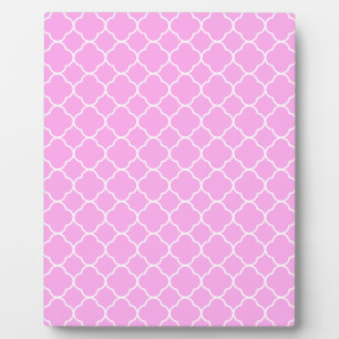 Roze en witte quatrefoliepatroon fotoplaat