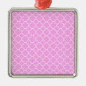 Roze en witte quatrefoliepatroon metalen ornament (Voorkant)