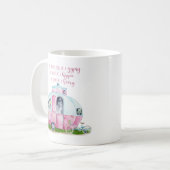 Roze en Witte Retro Camper met Citaat Koffiemok (Voorkant links)
