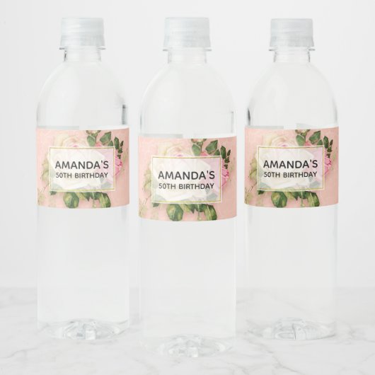 Roze en witte Rose Bouquet Birthday Waterfles Etiket (Flessen)