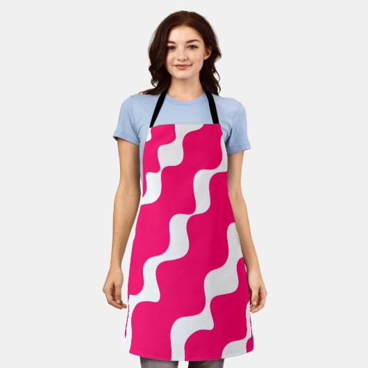 Roze en witte schuine golven patroon schort (Gedragen)