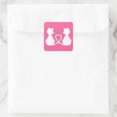 Roze en witte silhouet van twee liefdeskatten vierkante sticker (Tas)