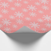 roze en witte sneeuwvlokken cadeaupapier (Hoek)