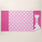 Roze en witte stiften en bonen met aangepaste naam strandlaken (Voorkant)