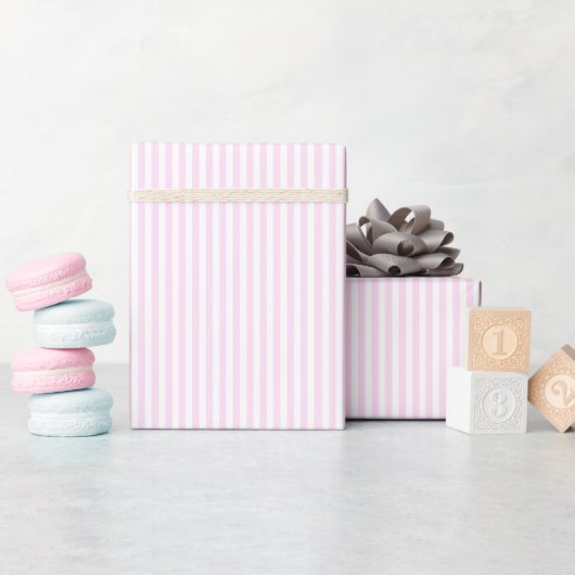 Roze en witte strips Verpakkingspapier Cadeaupapier (Baby Shower)