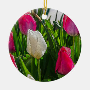 Roze en witte tulpen keramisch ornament