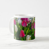 Roze en witte tulpen Painterly Coffee Mok (Voorkant links)