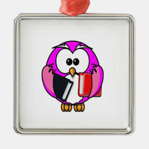 Roze en witte uil die enkele schoolboeken vasthoud metalen ornament