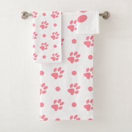 Roze en witte verfdrukken en pooldots bad handdoek
