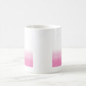 Roze en witte vlekken met achtergrond van krantenp koffiemok (Center)