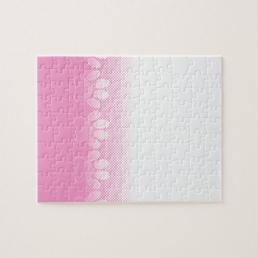 Roze en witte vlekken met achtergrond van krantenp legpuzzel (Horizontaal)