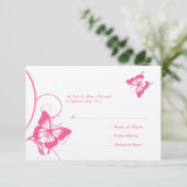 Roze en witte vlinder RSVP Kaartje (Staand voorkant)