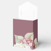 Roze en witte waterverf hydrangeabloemen op roze bedankdoosjes (Geopend)