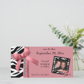 Roze en witte Zebra Sla de datumkaart op Save The Date (Staand voorkant)