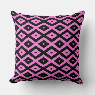 Roze en zwart diamantpatroon kussen