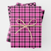 Roze en zwart gepantserd kerstpapier inpakpapier vel (In situ)