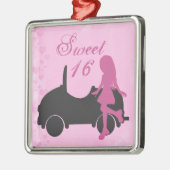 Roze en Zwart Lief 16 Silhouet Meisje en Auto Metalen Ornament (Links)