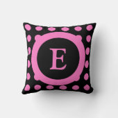 Roze en zwart met stippen en initiaal van naam kussen (Achterkant)
