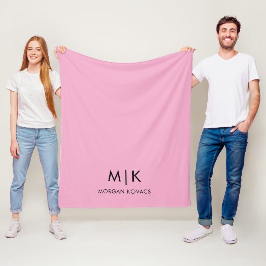 Roze en Zwart | Modern Monogram Fleece Deken (In situ)