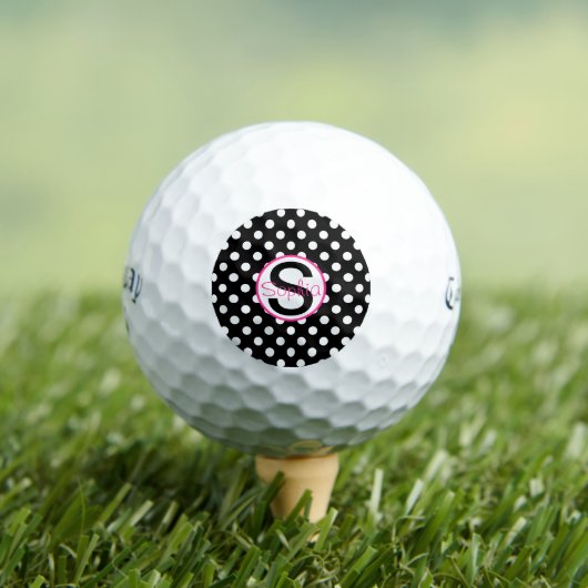 Roze en zwart, naam en Initiaal met pooldots Golfballen (Insitu Shirt)