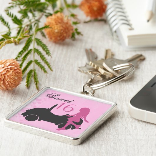 Roze en zwart Sweet 16 Silhouette Meisje met Auto Sleutelhanger (Zijkant)