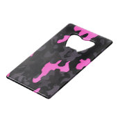 Roze en zwarte Camouflage Creditkaart Flessenopener (Achterkant Gekanteld)
