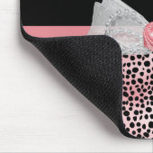 Roze en zwarte Cheetah Print Cute Bow met naam Muismat (Hoek)