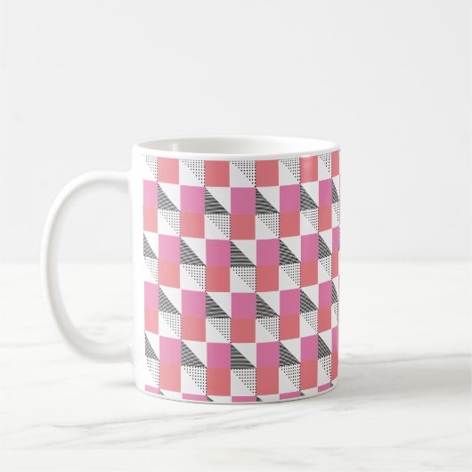 roze en zwarte dambord esthetisch patroon koffiemok (Links)