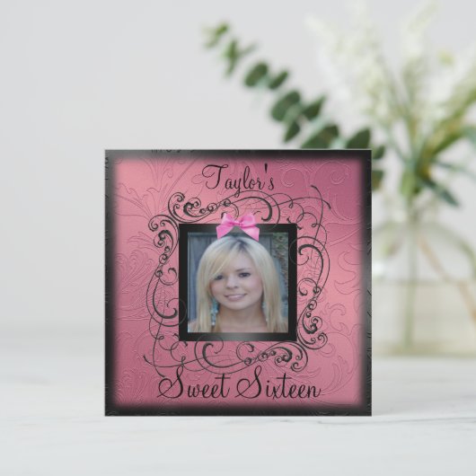 Roze en zwarte foto Lijst Sweet16 Birthday Invite Kaart (Staand voorkant)